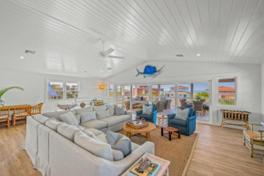 Three Little Birds - A newly completely renovated waterfront luxury home with Gulf of Mexico views